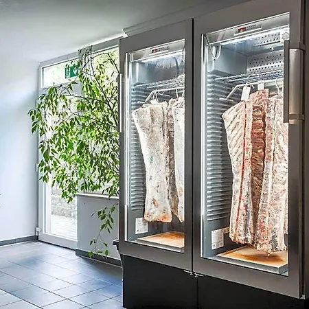 Meat Und Stay Hotel Haar (Munich)