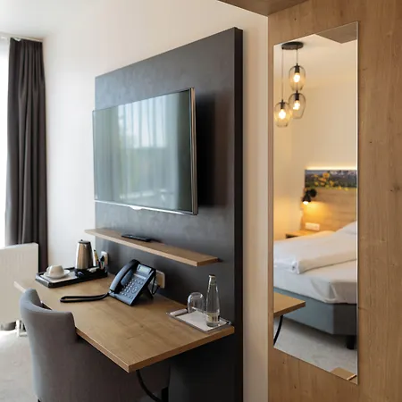 Meat Und Hotell Haar (Munich)